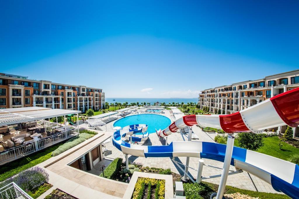 Premier Fort Beach - Premium Apartments Sveti Vlas Extérieur photo