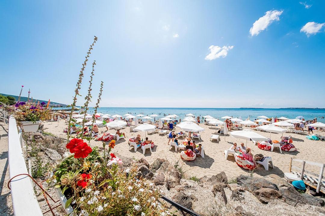 Premier Fort Beach - Premium Apartments Sveti Vlas Extérieur photo
