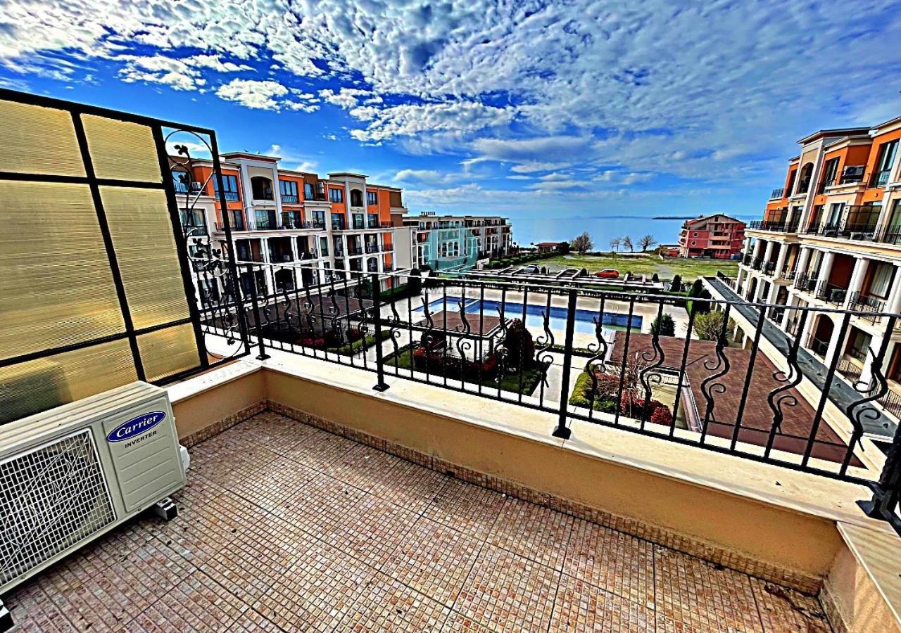 Premier Fort Beach - Premium Apartments Sveti Vlas Extérieur photo